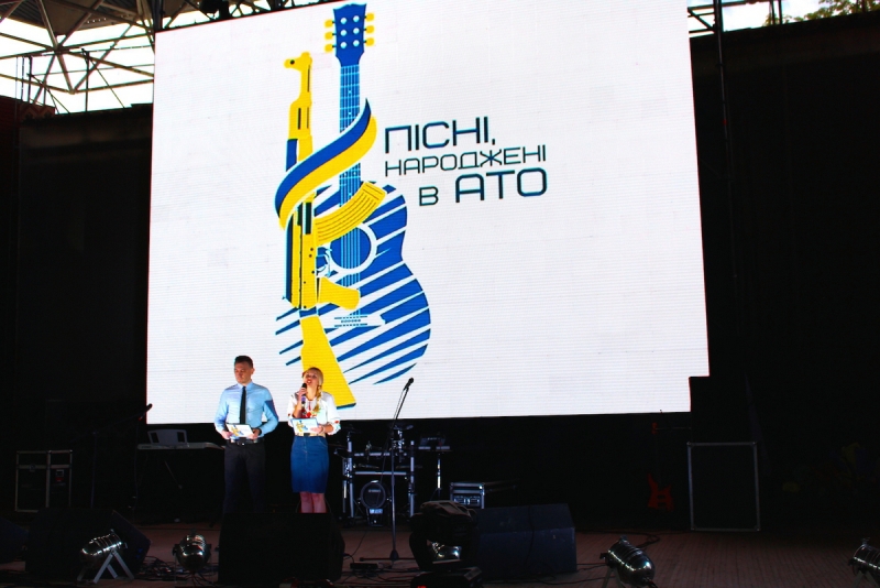 У місті Дніпро пройшов перший в Україні фестиваль пісень, народжених в АТО (3).jpg