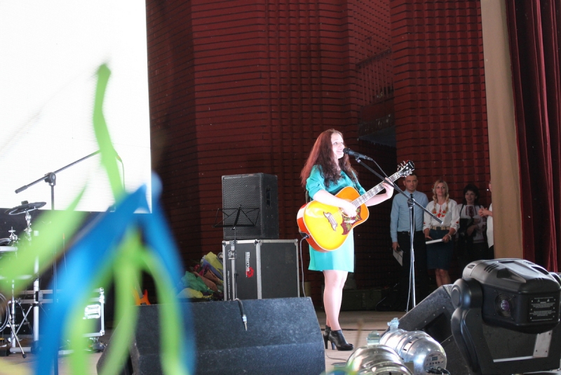 У місті Дніпро пройшов перший в Україні фестиваль пісень, народжених в АТО (7).jpg